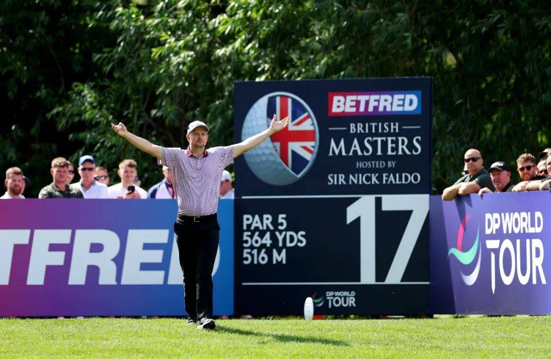 超级巨星连场进球,为球队赢得荣誉 超级巨星连场进球,为球队赢得荣誉