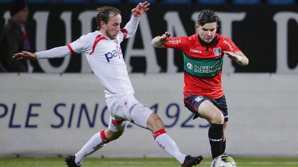 阿贾克斯坚持不懈，将在下一场比赛中全力拼搏的简单介绍