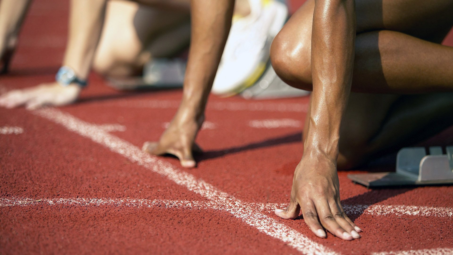 焦点大战,欧冠之夜,米切尔用一记三分完成命运突围