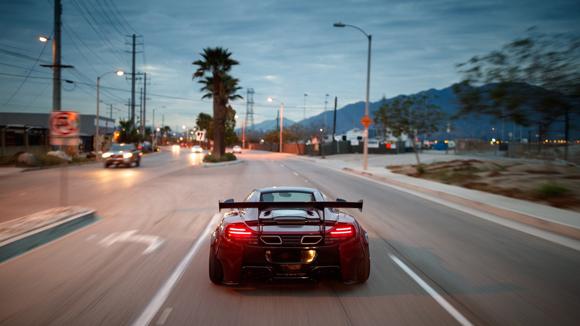 杰伦格林狂轰40分献压制级表现,辽宁男篮力克太阳晋级四强